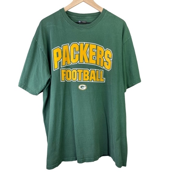 NFL Team Apparel Green Bay Packers Football T-shirt - Picture 1 of 3